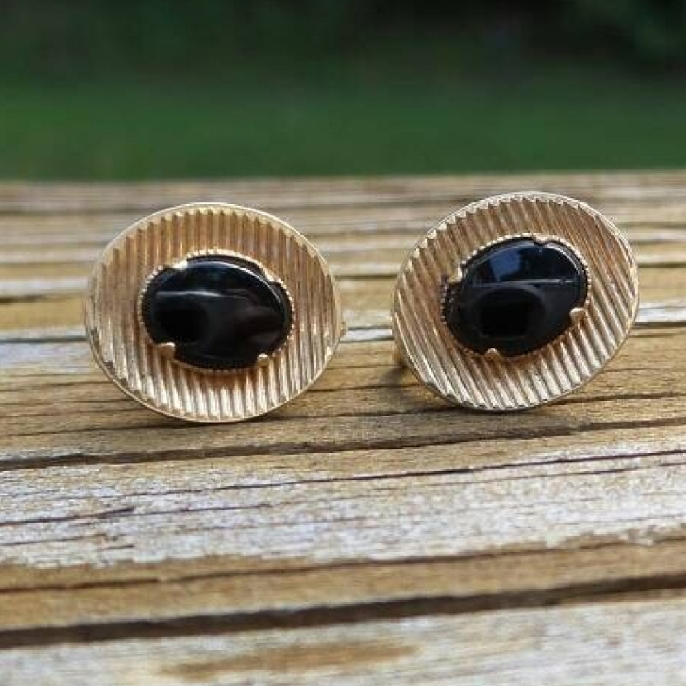 Vintage 14K GF Black‎ Onyx Screw Back Earrings